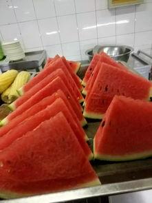 整蛊好友吃瓜,一场关于吃瓜的整蛊大作战