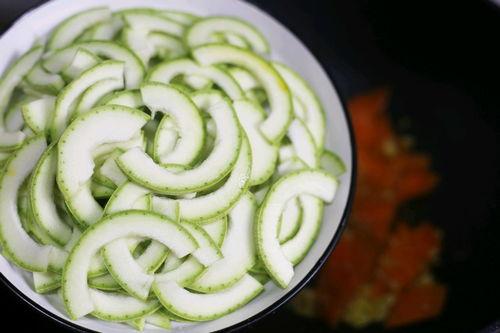 吃白瓜长胖,揭秘吃白瓜真的会长胖吗？